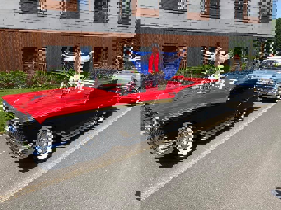 Kjell Elvis på Ullerud sykehjem